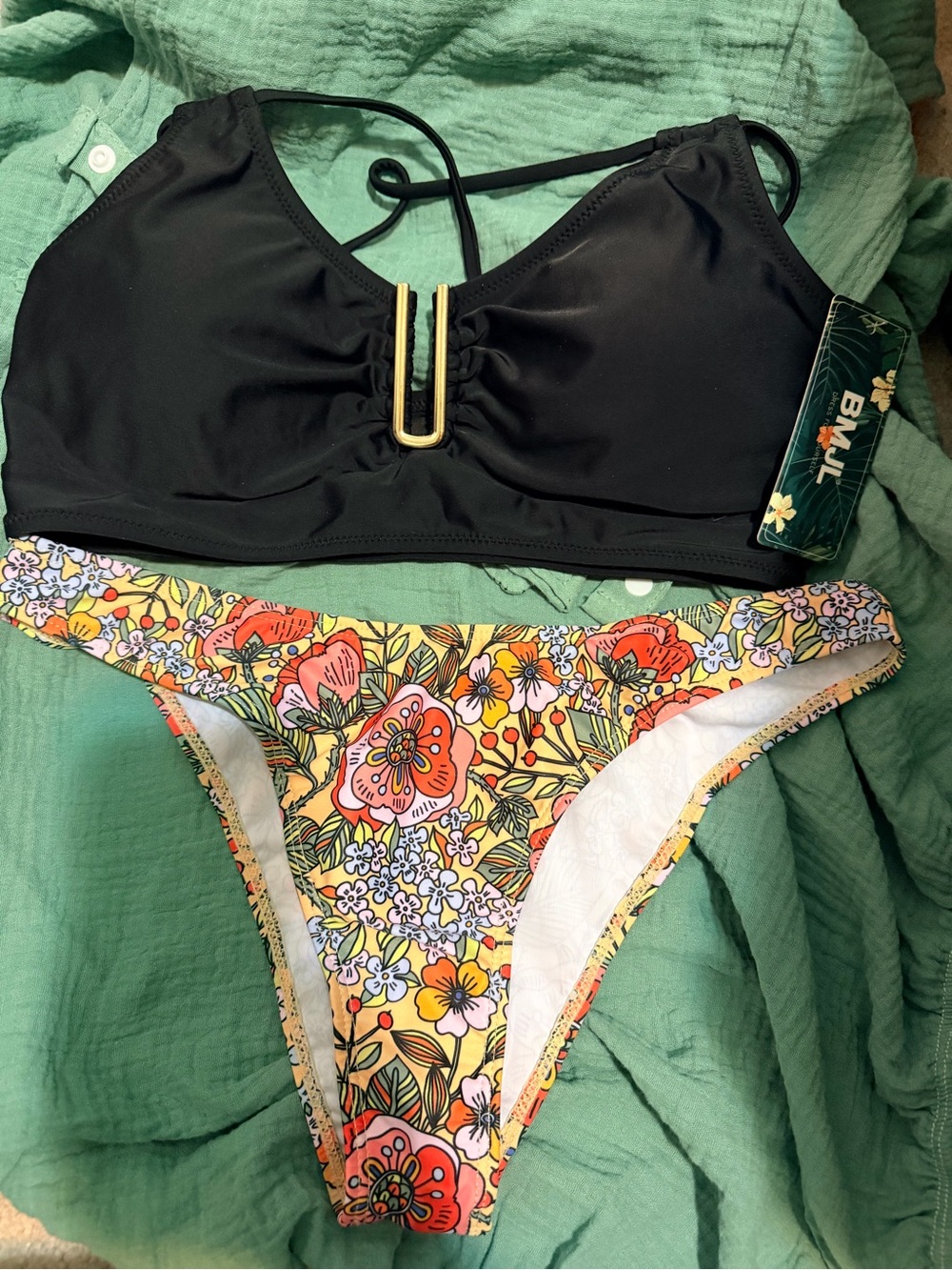 Blooming Jelly, 2 piece bikini, size medium, new with tags